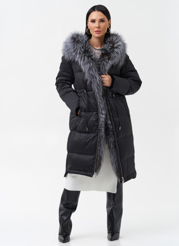 Женский пуховик с отделкой из меха чернобурки