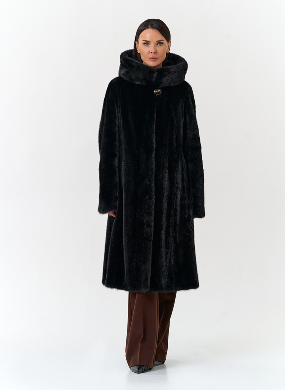 Шуба из меха норки с капюшоном