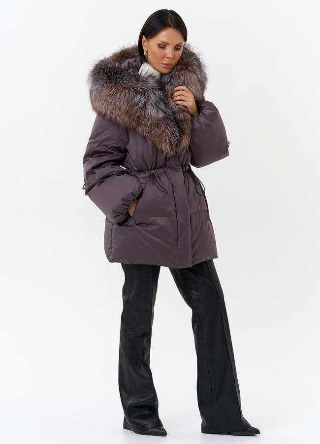 Женский пуховик с капюшоном из меха блюфрост модель № 32099 в рассрочку