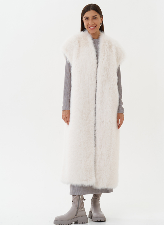 Удлиненный жилет из экомеха