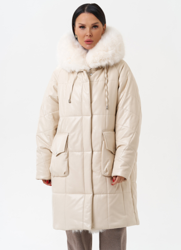 Пуховик из эко кожи с капюшоном из эко меха 