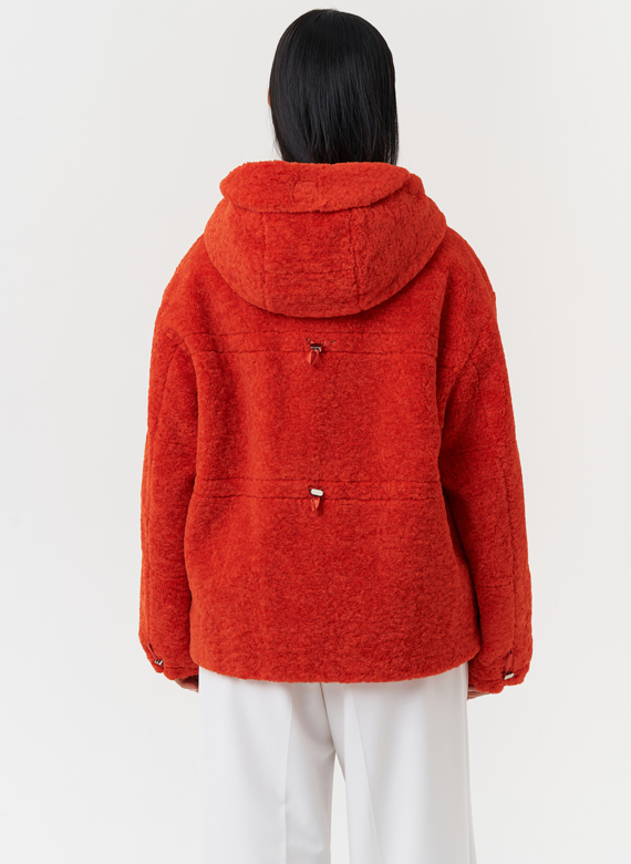 Куртка из эко меха с капюшоном