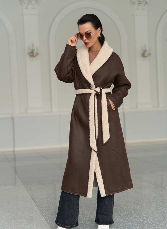 Женская двухсторонняя дубленка из эко замши с воротником шаль