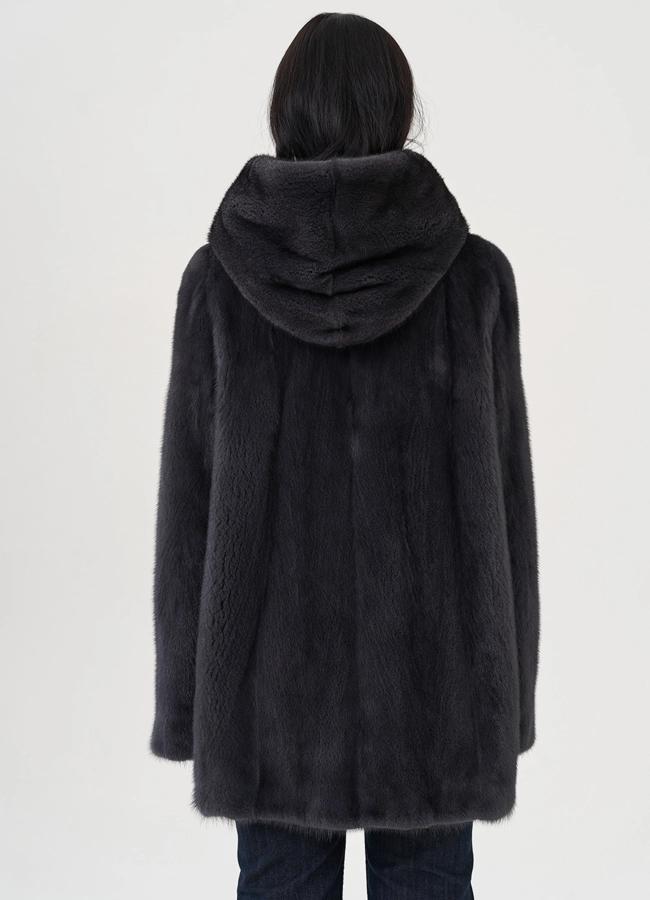 Шуба из норки в цвете графит модель № 31328 в кредит