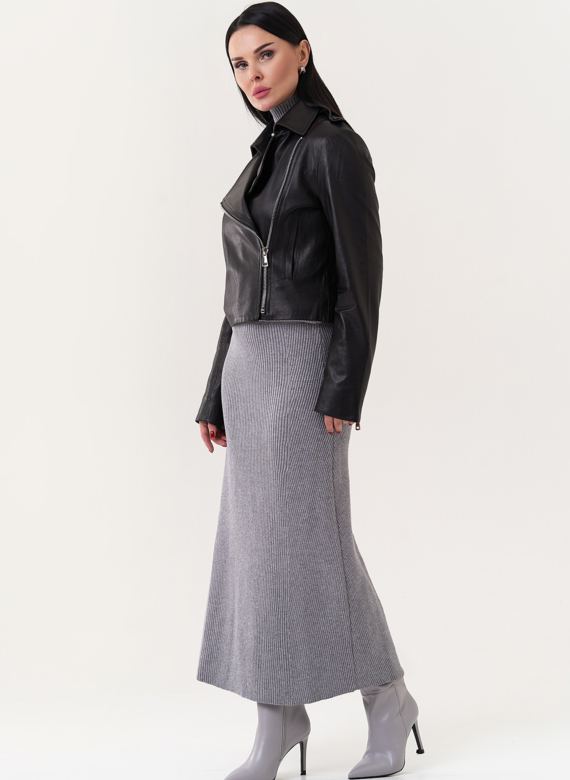 Укороченная куртка из натуральной кожи