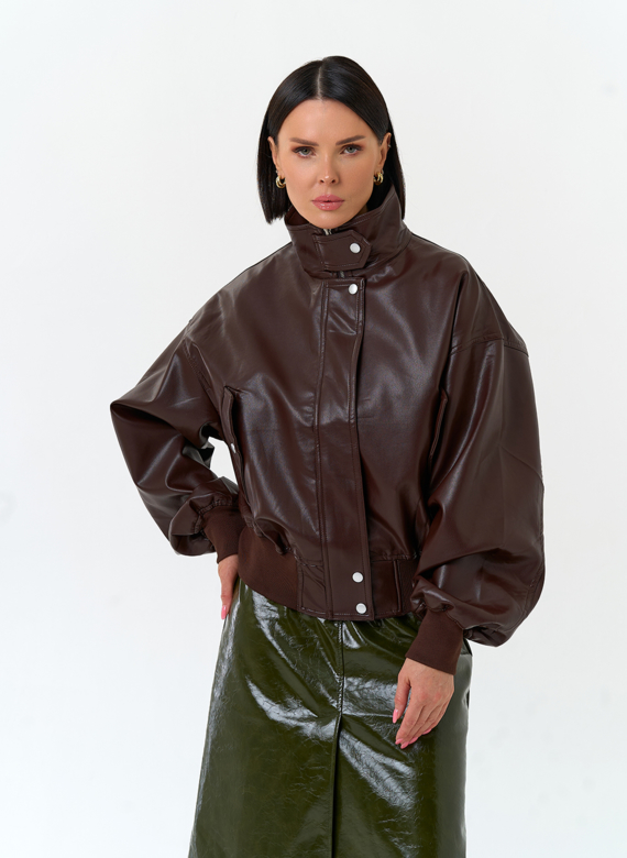 Женская куртка бомбер из эко кожи