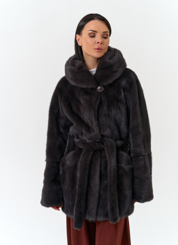 Шуба из меха норки с капюшоном