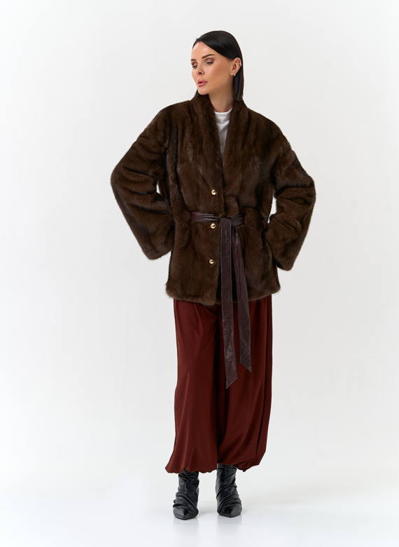 Шуба из меха норки с поясом