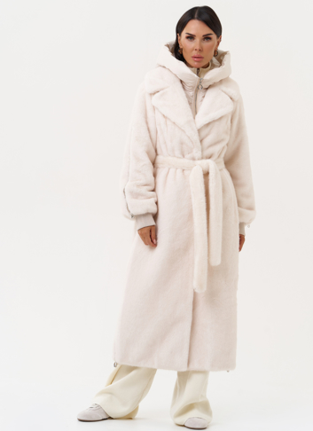 Женская шуба со съёмным капюшоном