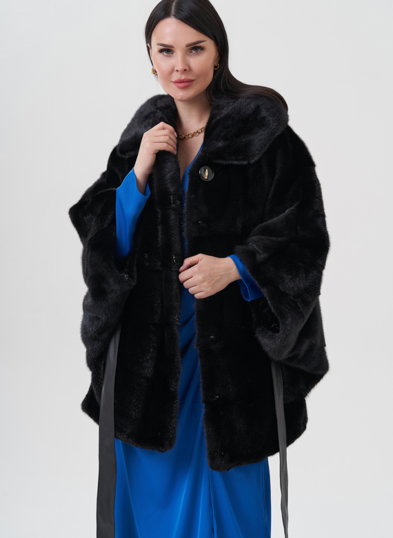 Шуба из норки с капюшоном 