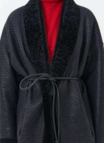 Женская двухсторонняя дубленка с воротником из меха норки фото
