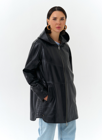 Женская куртка из натуральной кожи с капюшоном