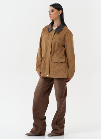 Женская парка из эко замши бежевого цвета