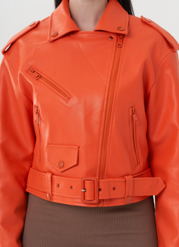 Укороченная куртка с английским воротником