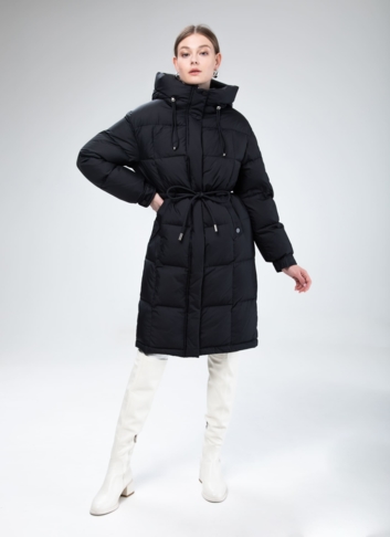 Женский пуховик с капюшоном 