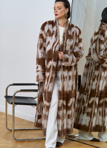 Шуба из норки с анималистичным принтом