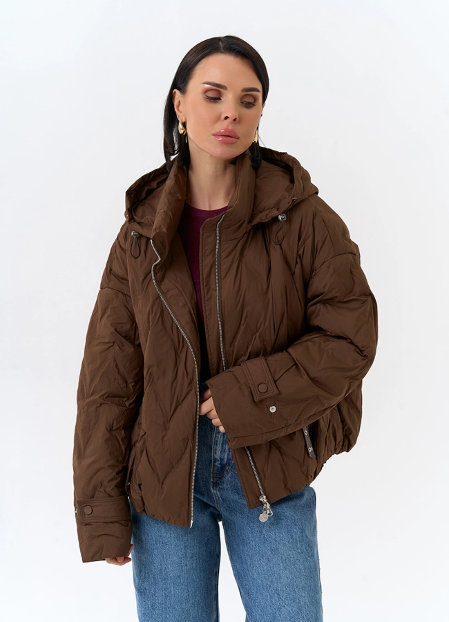 Женская куртка с капюшоном в коричневом цвете модель № 32504 универмаг малина