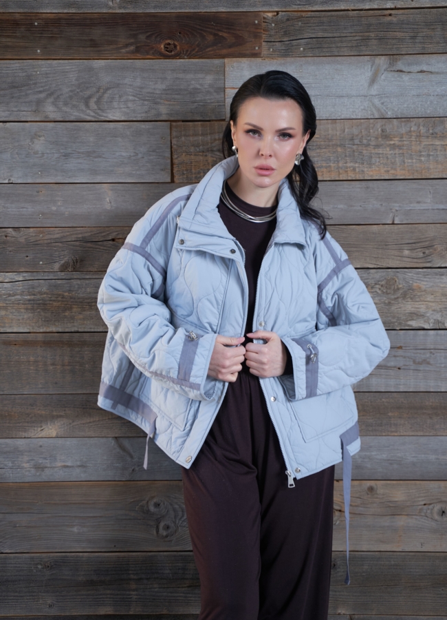 Короткая куртка с воротником стойкой модель № 30048 меха малина