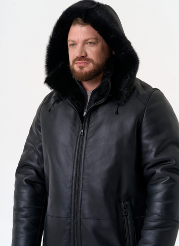 Мужская дубленка черного цвета с капюшоном