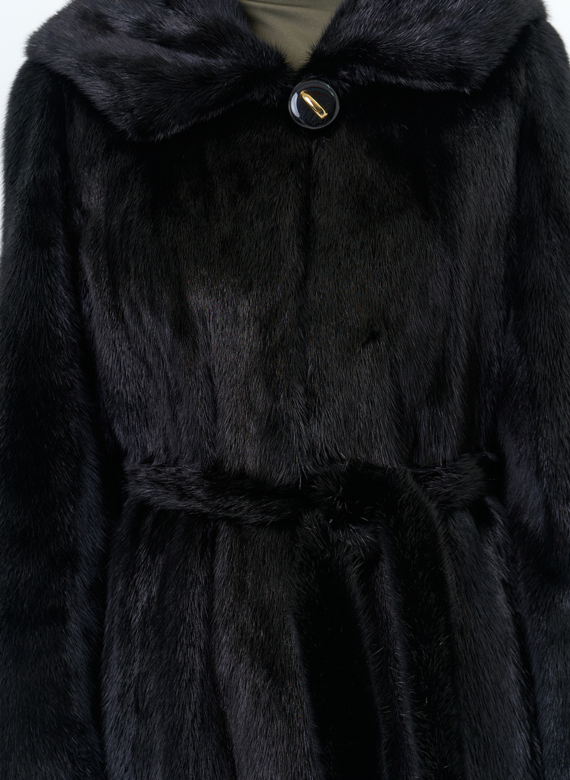 Норковая шуба с капюшоном и поясом черного цвета