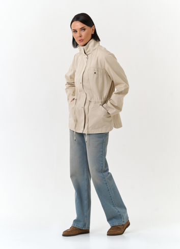 Женская ветровка с воротником стойкой